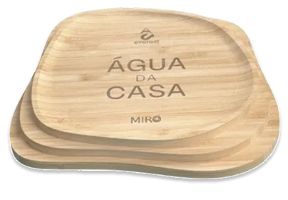 Porta garrafa de madeira